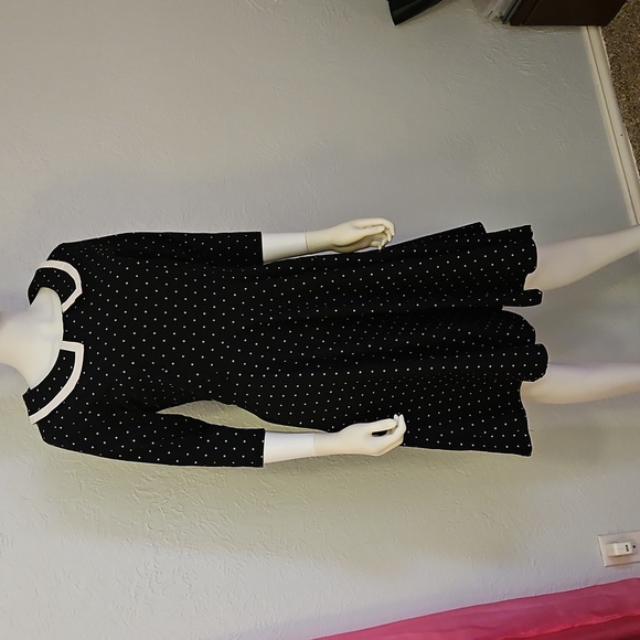 Gown Town Black Retro 1950s Rockabilly Polka Dot Dress - Picture 2 of 9